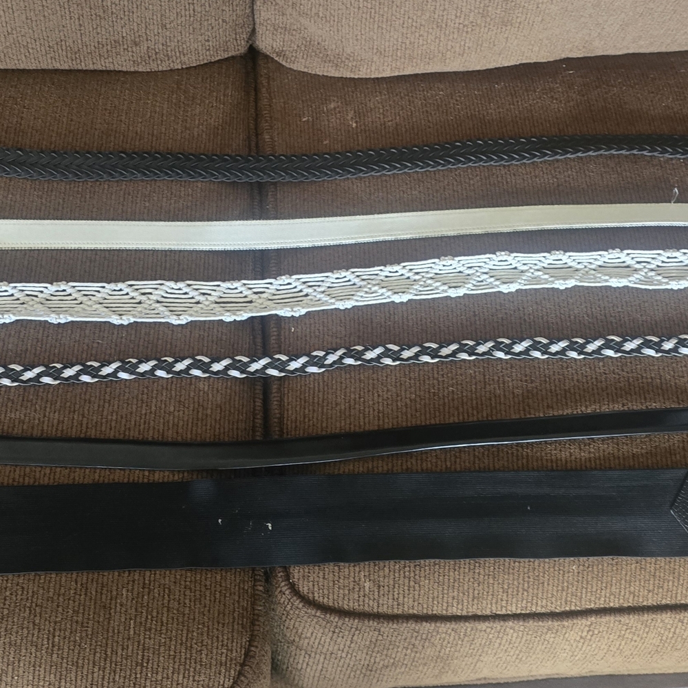 6 Stylish Black and White Belts XL